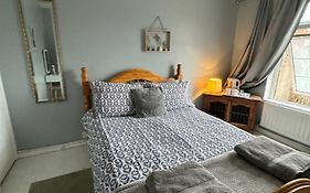 House Near To Castlecourt Shopping
