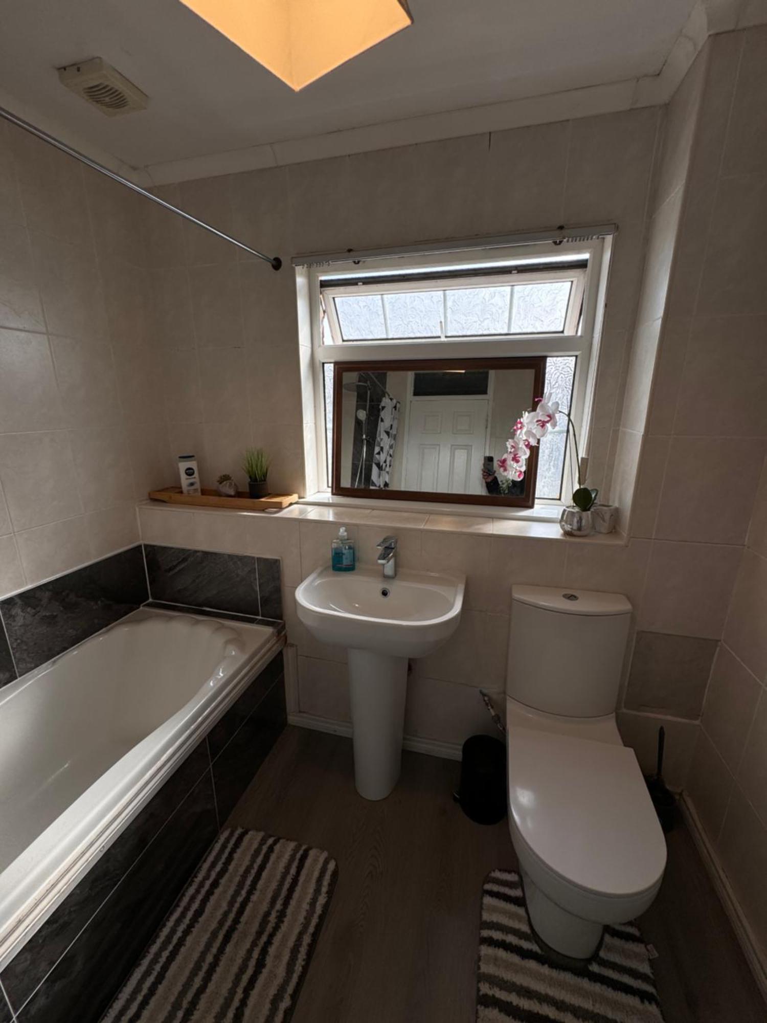 Appartamento House Near To Castlecourt Shopping Belfast Esterno foto