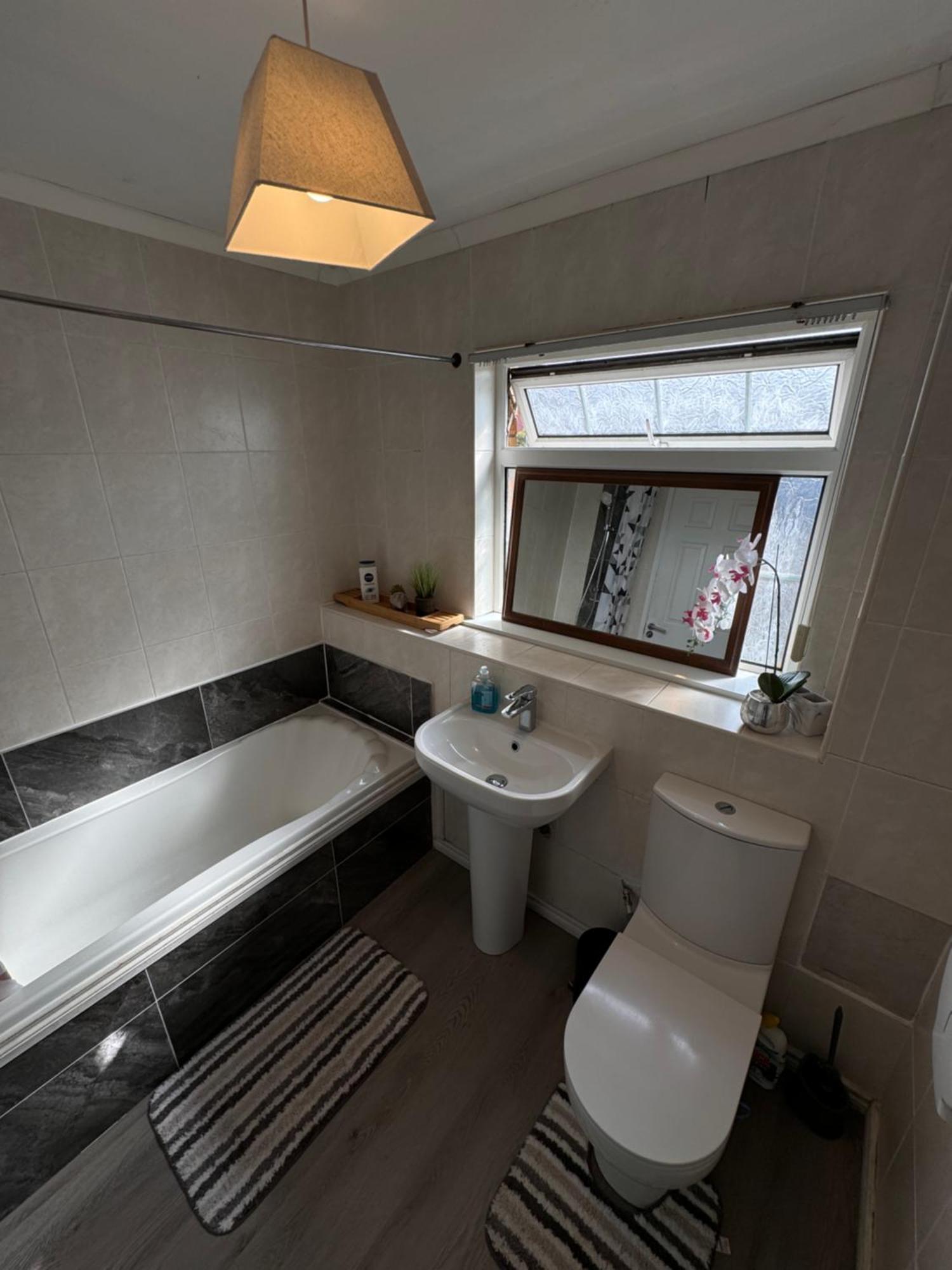 Appartamento House Near To Castlecourt Shopping Belfast Esterno foto
