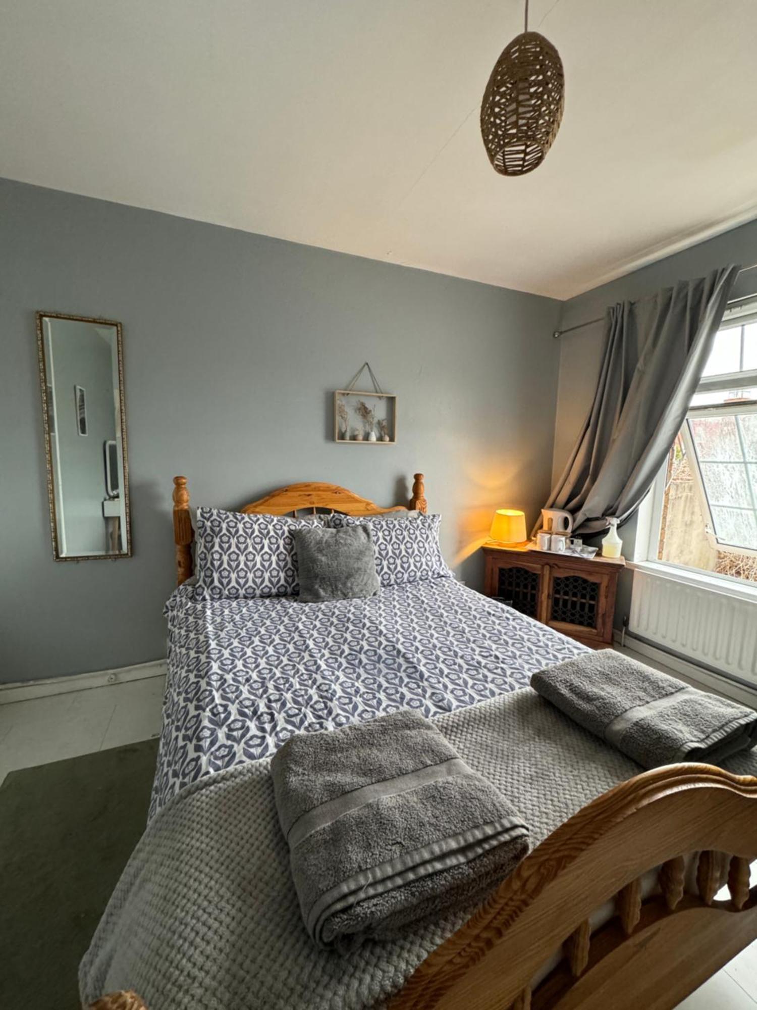Appartamento House Near To Castlecourt Shopping Belfast Esterno foto